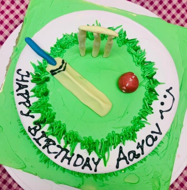 cricket theme cake